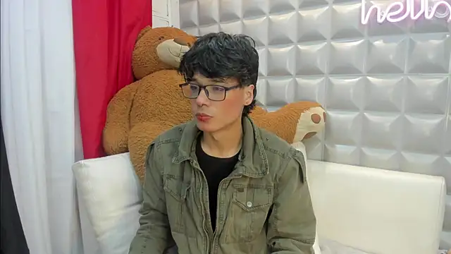 Snapshot of maximo_2019 chatting on July 22, 2026, 4:09 pm maximo 2019 online show from July 22, 2026, 4:09 pm