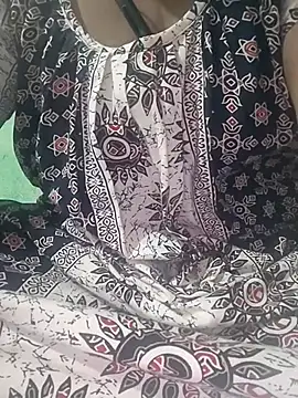 Sexy-Bhabi69 online show from July 18, 2026, 9:18 am