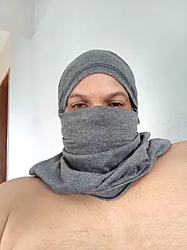 Snapshot of FFelipe000777 chatting on June 12, 2026, 12:47 pm FFelipe000777 online show from June 12, 2026, 12:47 pm