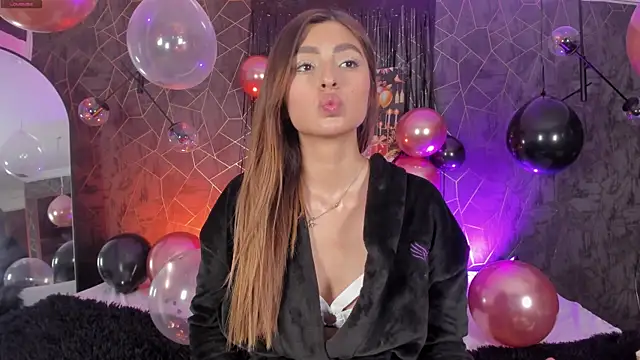 zarel angels online show from June 27, 2026, 11:33 pm