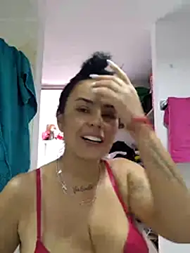 Juanita6908 online show from June 12, 2026, 12:47 pm