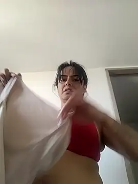 Juanita6908 online show from June 27, 2026, 6:14 pm