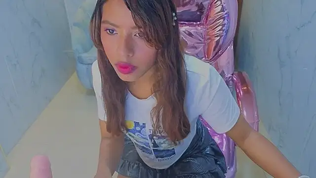 lisa s1 online show from June 13, 2026, 8:07 pm