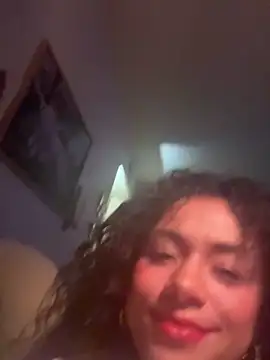 Snapshot of daddyyysbabygirl chatting on June 12, 2026, 6:22 am daddyyysbabygirl online show from June 12, 2026, 6:22 am