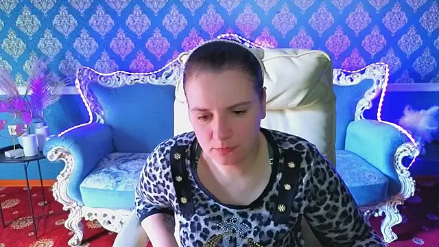 Snapshot of KatrinMilly chatting on July 5, 2026, 5:36 am KatrinMilly online show from July 5, 2026, 5:36 am