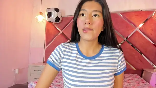 Snapshot of Carla_Alvez chatting on June 25, 2026, 2:22 pm Carla Alvez online show from June 25, 2026, 2:22 pm