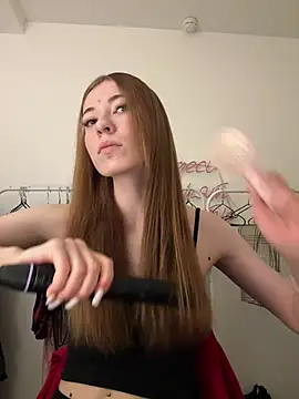 AlisaRussel online show from July 10, 2026, 4:18 pm