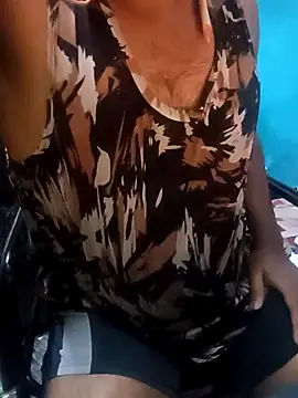 Lawrencedlkk007 online show from February 5, 2026, 6:04 pm