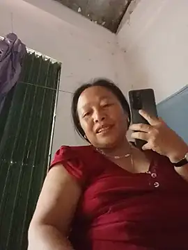 Snapshot of lylylai chatting on July 8, 2026, 7:31 am lylylai online show from July 8, 2026, 7:31 am