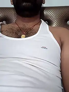 cuteboyaadi online show from June 14, 2026, 12:07 am