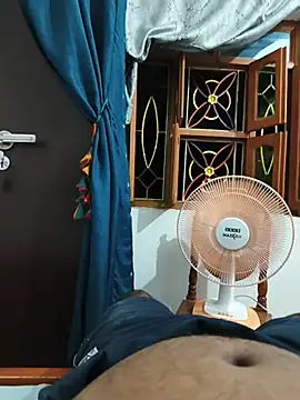 ranigupta72 online show from June 27, 2026, 5:19 pm
