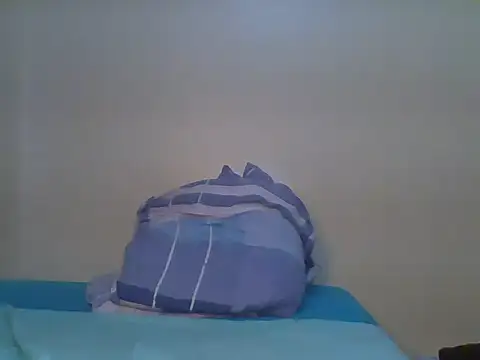 Snapshot of sweet-juicy123 chatting on June 17, 2026, 8:25 am sweet-juicy123 online show from June 17, 2026, 8:25 am