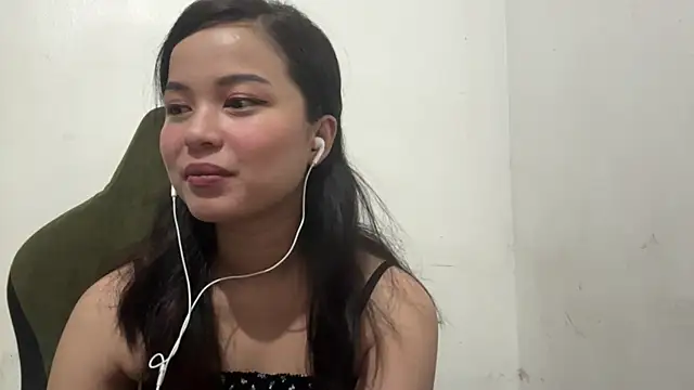Snapshot of ValerieMyerson chatting on June 15, 2026, 1:00 pm ValerieMyerson online show from June 15, 2026, 1:00 pm