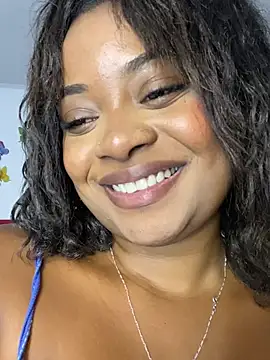 Snapshot of Emma_Riviera chatting on July 16, 2026, 11:57 pm Emma Riviera online show from July 16, 2026, 11:57 pm