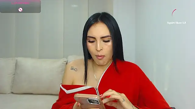 Snapshot of linda-es chatting on July 9, 2026, 12:33 am linda-es online show from July 9, 2026, 12:33 am