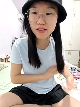 xiaomin666 online show from July 27, 2026, 6:26 pm