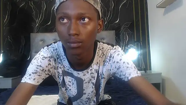 Snapshot of Joel_Bell chatting on June 19, 2026, 12:44 pm Joel Bell online show from June 19, 2026, 12:44 pm