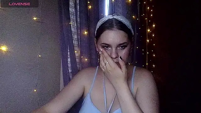 Snapshot of dakota_charm_ chatting on June 27, 2026, 12:22 pm dakota charm online show from June 27, 2026, 12:22 pm
