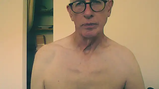 feetlove5608 online show from June 26, 2026, 10:10 am
