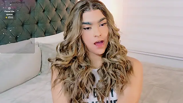 Scarlethvhonparker online show from October 7, 2025, 1:06 am