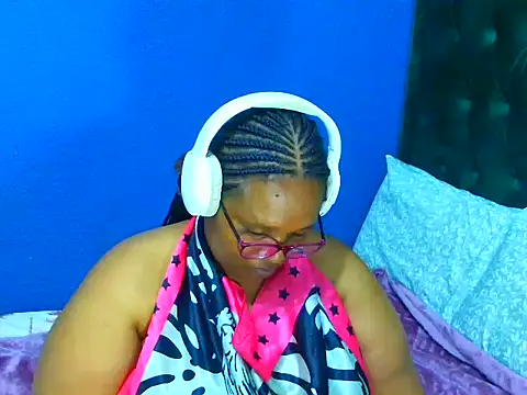 Snapshot of MISS_BLACKBERY chatting on July 26, 2026, 6:37 pm MISS BLACKBERY online show from July 26, 2026, 6:37 pm