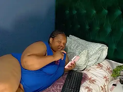 Snapshot of MISS_BLACKBERY chatting on July 19, 2026, 1:36 am MISS BLACKBERY online show from July 19, 2026, 1:36 am