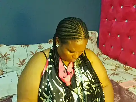 Snapshot of MISS_BLACKBERY chatting on August 4, 2026, 10:47 pm MISS BLACKBERY online show from August 4, 2026, 10:47 pm