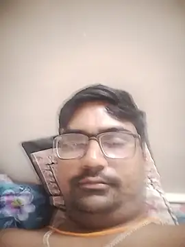 Snapshot of dhirusury050625 chatting on June 21, 2026, 6:25 pm dhirusury050625 online show from June 21, 2026, 6:25 pm