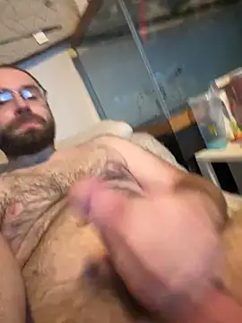 kingjsav420 online show from June 13, 2026, 12:47 pm