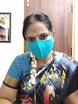 Snapshot of Tamil_white_beauty chatting on July 14, 2026, 6:29 am Tamil white beauty online show from July 14, 2026, 6:29 am
