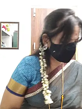 Snapshot of Tamil_white_beauty chatting on June 29, 2026, 1:44 pm Tamil white beauty online show from June 29, 2026, 1:44 pm
