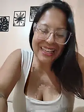 Snapshot of Coral_611 chatting on June 25, 2026, 10:48 pm Coral 611 online show from June 25, 2026, 10:48 pm
