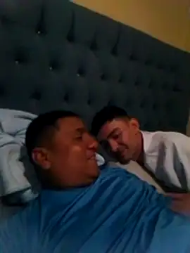 jhonsexy37 online show from June 13, 2026, 5:38 am