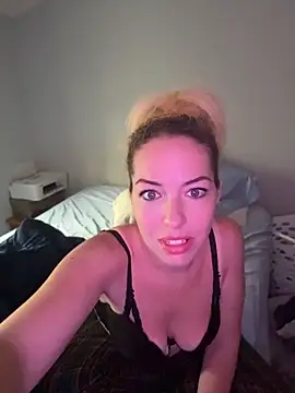 Snapshot of milfymorgan chatting on July 2, 2026, 5:08 pm milfymorgan online show from July 2, 2026, 5:08 pm