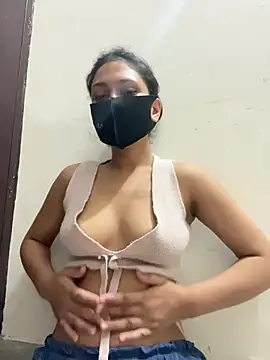 kavyq3791 online show from July 13, 2026, 3:28 am