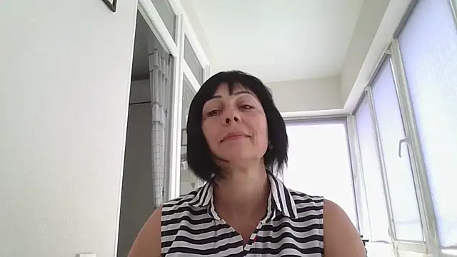 Snapshot of Lakomka499 chatting on June 15, 2026, 10:37 am Lakomka499 online show from June 15, 2026, 10:37 am