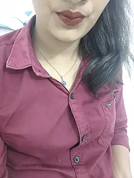 Snapshot of Ritika_jha01 chatting on July 10, 2026, 6:13 am Ritika jha01 online show from July 10, 2026, 6:13 am