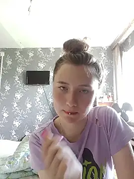 DonnaMayer online show from June 25, 2026, 5:34 am