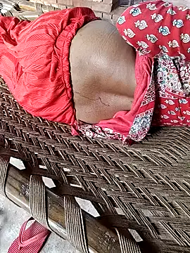 NEELU VERMAA online show from July 14, 2026, 11:49 am
