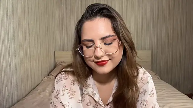 Snapshot of Mina_Aston chatting on July 10, 2026, 9:31 am Mina Aston online show from July 10, 2026, 9:31 am