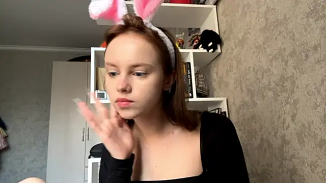 Snapshot of Mollybeans chatting on July 14, 2026, 3:18 pm Mollybeans online show from July 14, 2026, 3:18 pm