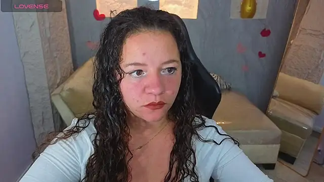 Snapshot of Cony_curly_b chatting on July 16, 2026, 3:03 am Cony curly b online show from July 16, 2026, 3:03 am