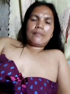 Snapshot of Scarletkiss01 chatting on July 6, 2026, 9:49 am Scarletkiss01 online show from July 6, 2026, 9:49 am