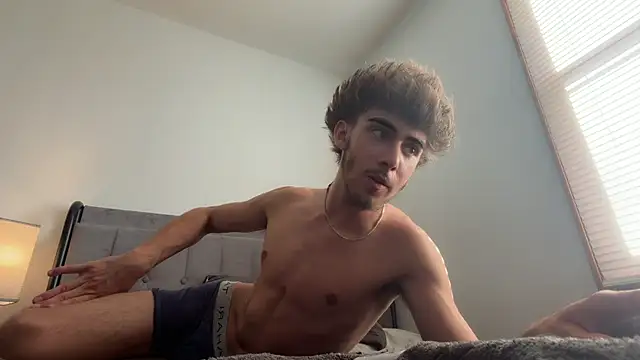 smaiib0y online show from June 17, 2026, 10:41 pm