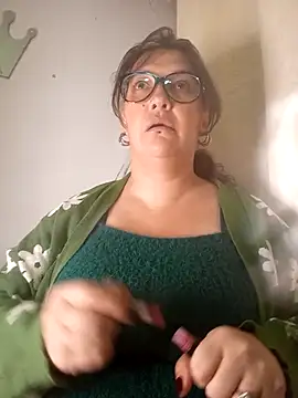 Snapshot of _Saraqueen-- chatting on July 23, 2026, 1:30 am Saraqueen-- online show from July 23, 2026, 1:30 am