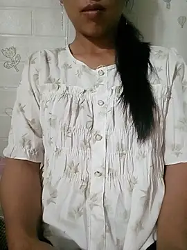 Helen-nn online show from June 30, 2026, 11:38 pm