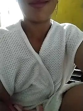 Helen-nn online show from July 18, 2026, 12:47 pm