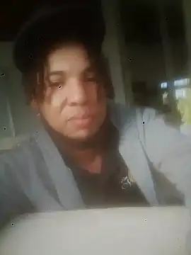 Snapshot of R-ant12 chatting on July 8, 2026, 10:54 pm R-ant12 online show from July 8, 2026, 10:54 pm