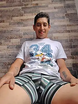 Snapshot of Tiger_cryad chatting on June 27, 2026, 12:22 pm Tiger cryad online show from June 27, 2026, 12:22 pm