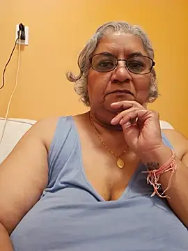 Snapshot of MistressRetribution chatting on July 14, 2026, 2:05 am MistressRetribution online show from July 14, 2026, 2:05 am